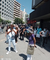 تجمعات ومحتجين أمام الاونيسكوا رفضا  لقرار رفع الدعم