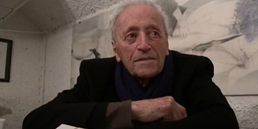 وفاة الشاعر والروائي الفرنسي برنار نويل عن 90 عاماً