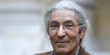 فوز الروائي الجزائري بوعلام صنصال بجائزة المتوسط الأدبية الفرنسية