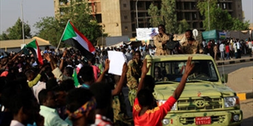 رايتس ووتش" و"العفو الدولية" تدعوان الجيش السوداني للإفراج عن المعتقلين