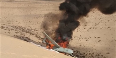 تنظيم “ولاية سيناء” ينشر صورة لطائرة مسيرة محطمة تابعة للجيش المصري في بئر العبد