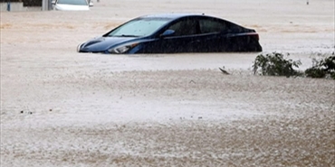 مشاهد صادمة لآثار الفيضانات والأضرار جراء إعصار شاهين في عمان