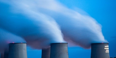 عيون تجار الطاقة تلمع على عوائد أسواق انبعاثات الكربون