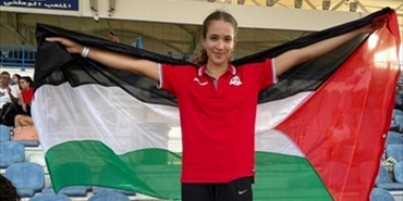 العداءة الفلسطينية هناء بركات تحسن رقمها الشخصي وتودع الأولمبياد