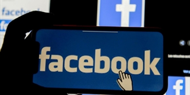 فيسبوك" تخترق حاجز تريليون دولار للمرة الأولى