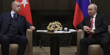 تشاوش أوغلو: روسيا ستحدد موعد زيارة بوتين إلى تركيا عقب زيارته لبكين