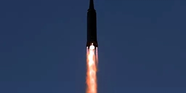كوريا الشمالية تختبر صاروخ كروز متطورا ورأسا حربيا لصاروخ تكتيكي موجه