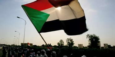 انطلاق الحوار الوطني المباشر في السودان لحل الأزمة السياسية تحت رعاية الآلية الثلاثية