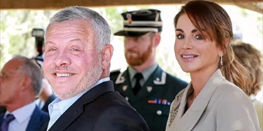 ملك الأردن والملكة رانيا يجتمعان بسيدات أردنيات... صور