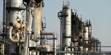 السعودية ومنتجون آخرون بـ”أوبك+” يقرون تخفيضاً طوعياً في إنتاج النفط..