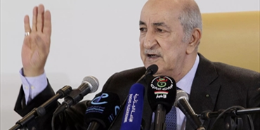الرئيس الجزائري ينهي مهام مسؤولين كبار