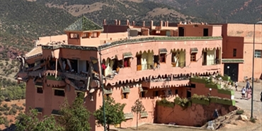 “قرى شبه كاملة مدمرة وخاوية”.. لقطات جوية تظهر آثار الزلزال الكبير في المغرب