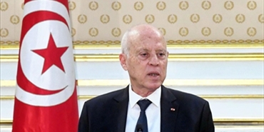 الرئيس  التونسي يقيل وزيري المواصلات والثقافة