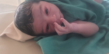 تتقدم أسرة النهار الاخبارية بكل طواقمها  بالتهنئة والتبريك للزميل احمد بياسلي بمناسبة قدوم مولوده الجديد "آدم" .